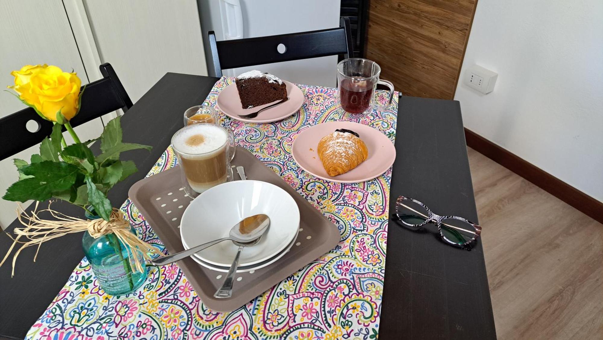 Bed & Breakfast Le Due G Varese Exterior foto